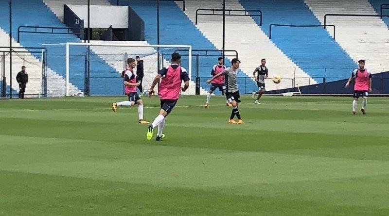 En Racing, el “Chacho” metió mano en el equipo