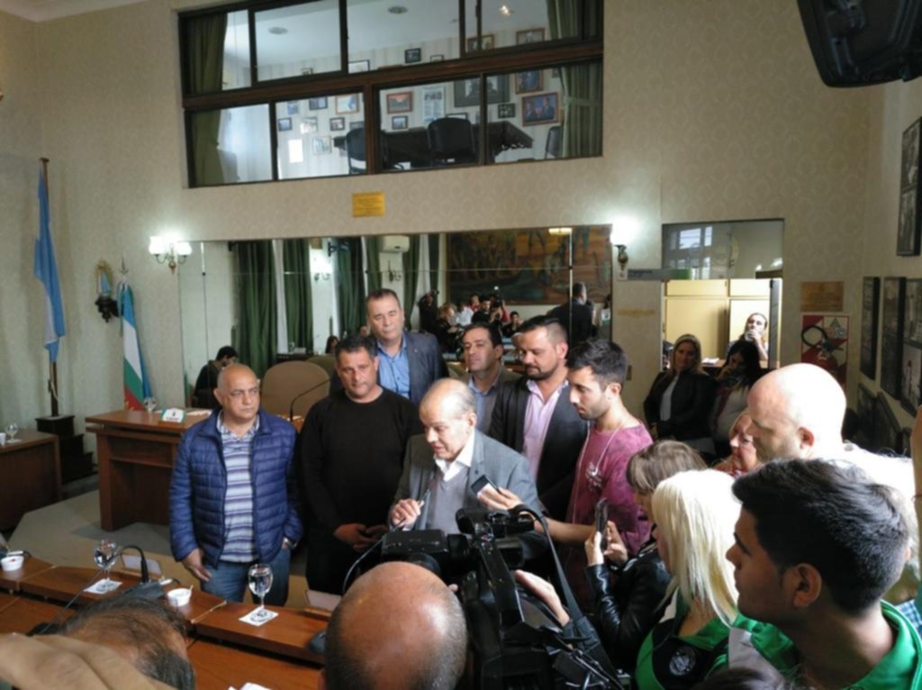 Alejandro Sabella fue distinguido en Ensenada como “Visitante Ilustre”