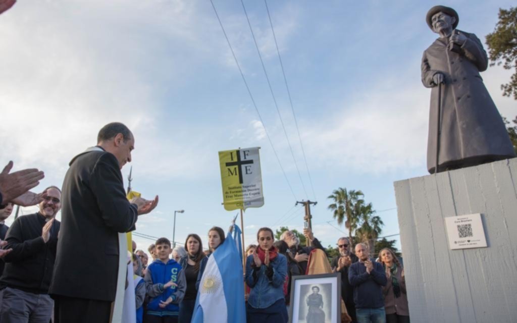 Entronizaron una imagen del Santo Cura Brochero