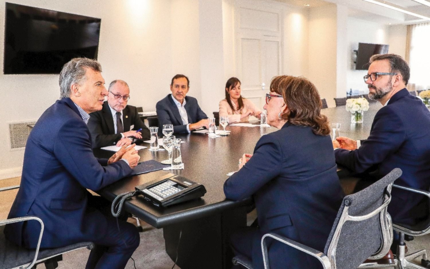 Macri se reunió con empresarios extranjeros del ámbito editorial y de la minería