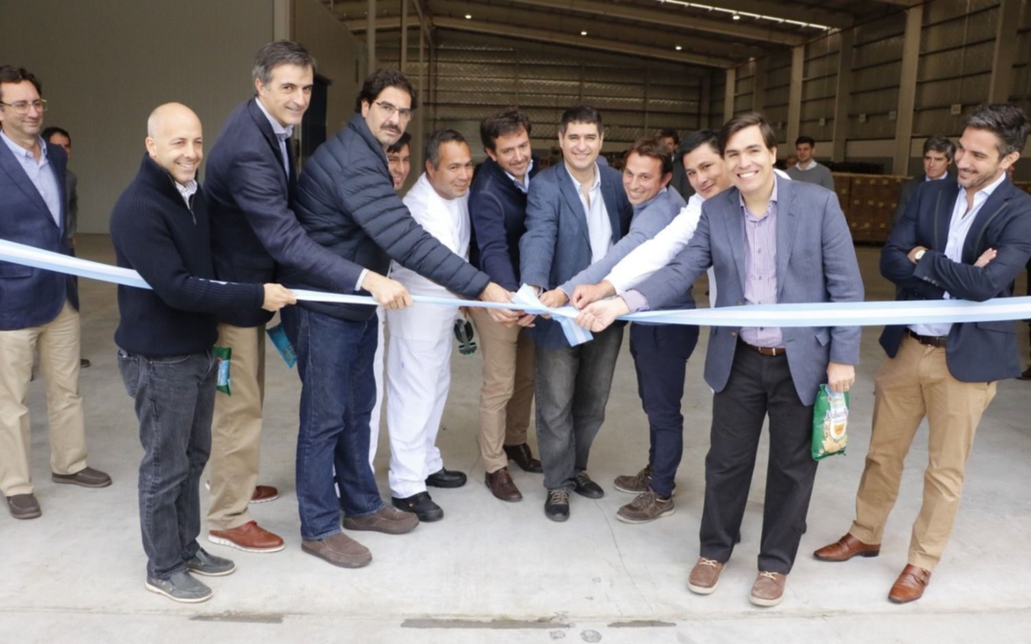 Ducoté, Tizado, Sarquís y Bullrich en la inauguración de una empresa en el Parque