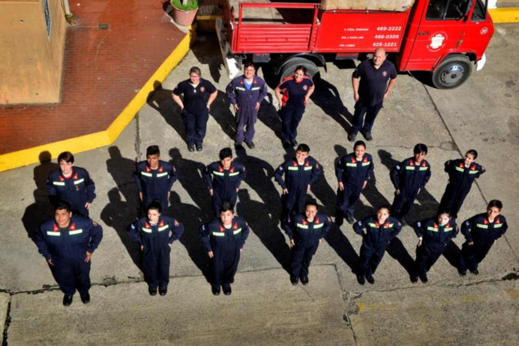 Escuela de cadetes: los bomberos voluntarios del mañana