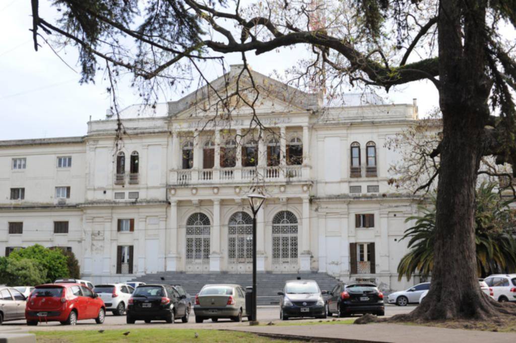 Denuncian que abusaron de una menor en el Ministerio de Seguridad