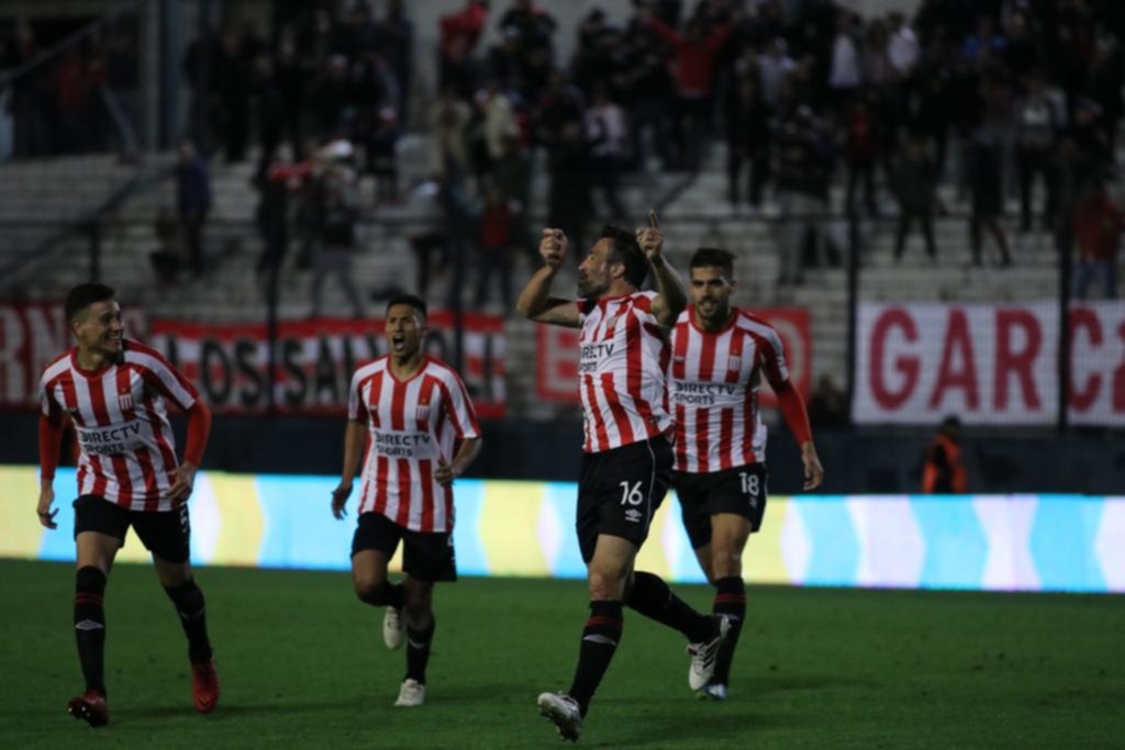 Estudiantes quiere seguir por la senda triunfal en Banfield
