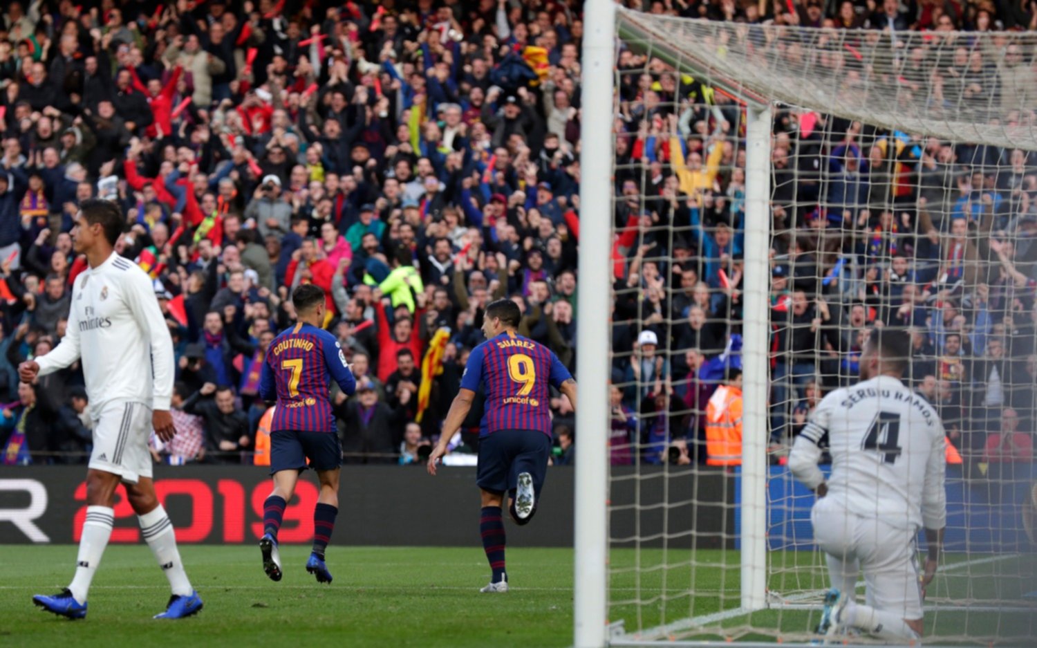 Sin Messi, el Barcelona le propinó una histórica goleada al Real Madrid por 5 a 1