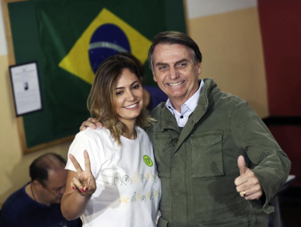 El ultraderechista Jair Bolsonaro ganó en Brasil y gobernará hasta 2022