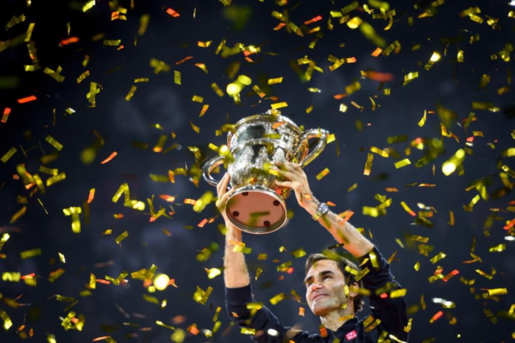 Roger Federer quedó a un título del número 100 en su carrera profesional