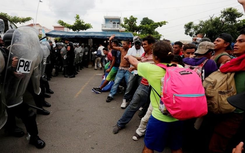 Trump advierte a la caravana de inmigrantes: "nuesto ejército los espera"
