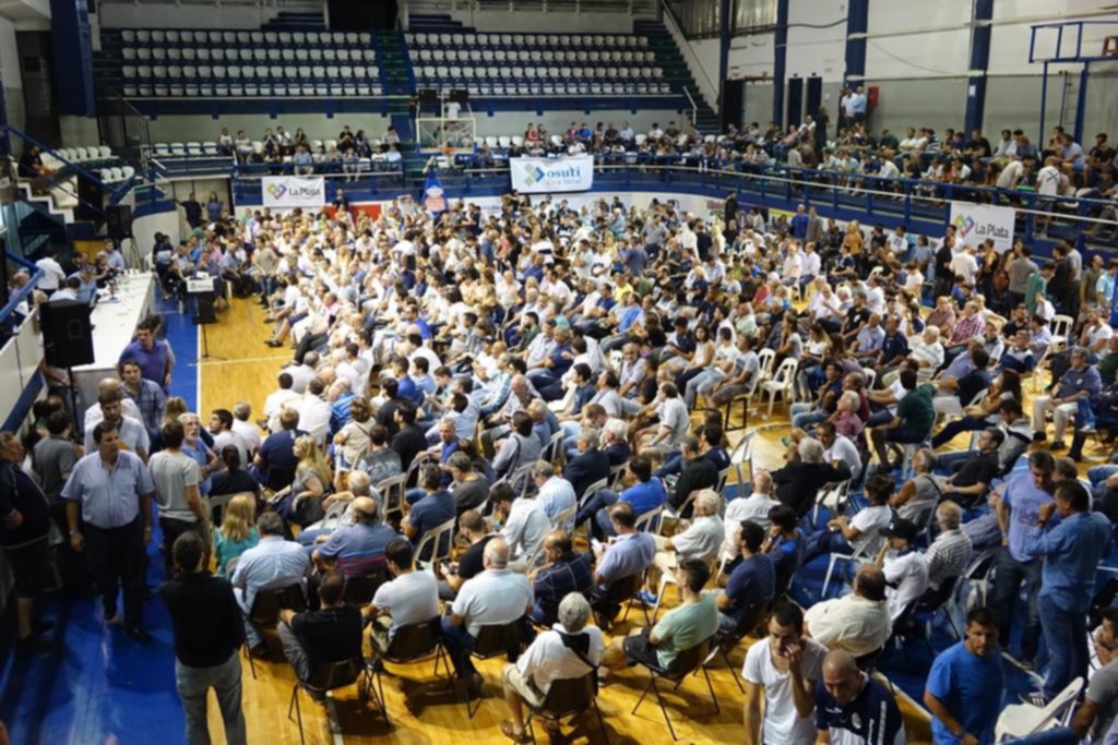 Con los números en la mano, los socios de Gimnasia ya se preparan para la Asamblea