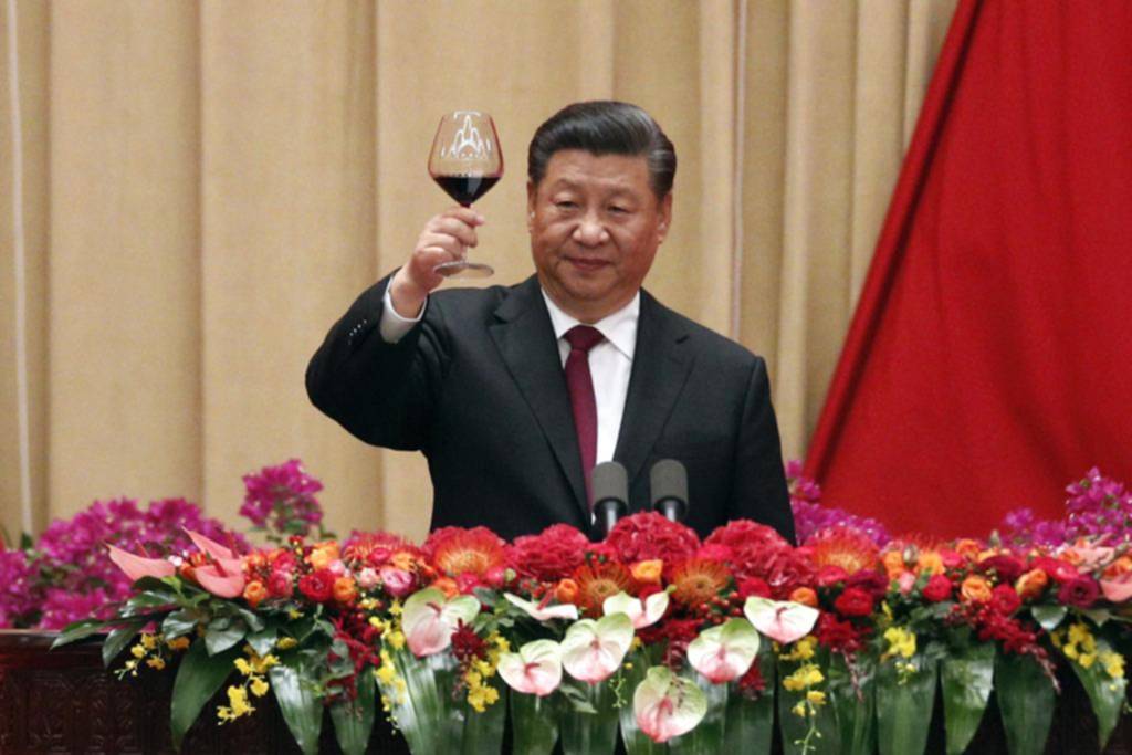 China cumple 70 años y busca ser primera potencia mundial