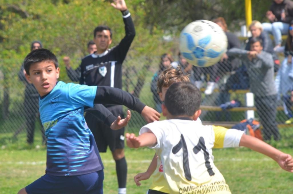 Un clásico con mucha pasión y con aplausos para todos los chicos