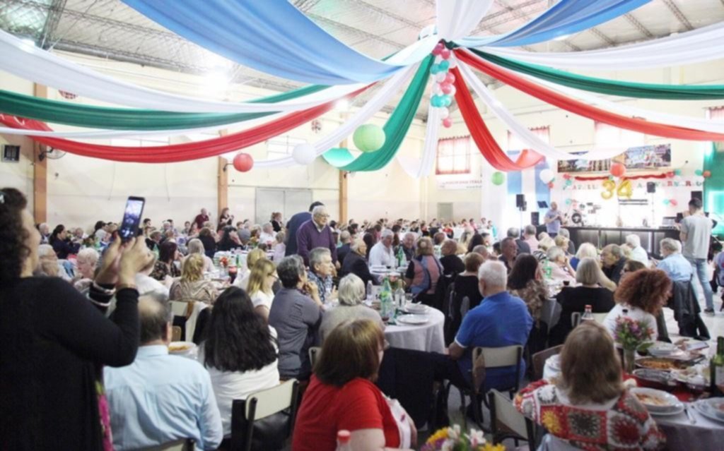 Aniversario de la Sociedad Italiana Fratelli D' Italia