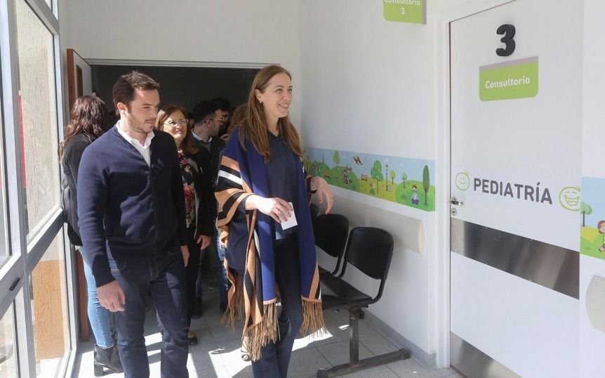 Vidal de campaña: visitó la guardia remodelada del Hospital de 9 de Julio