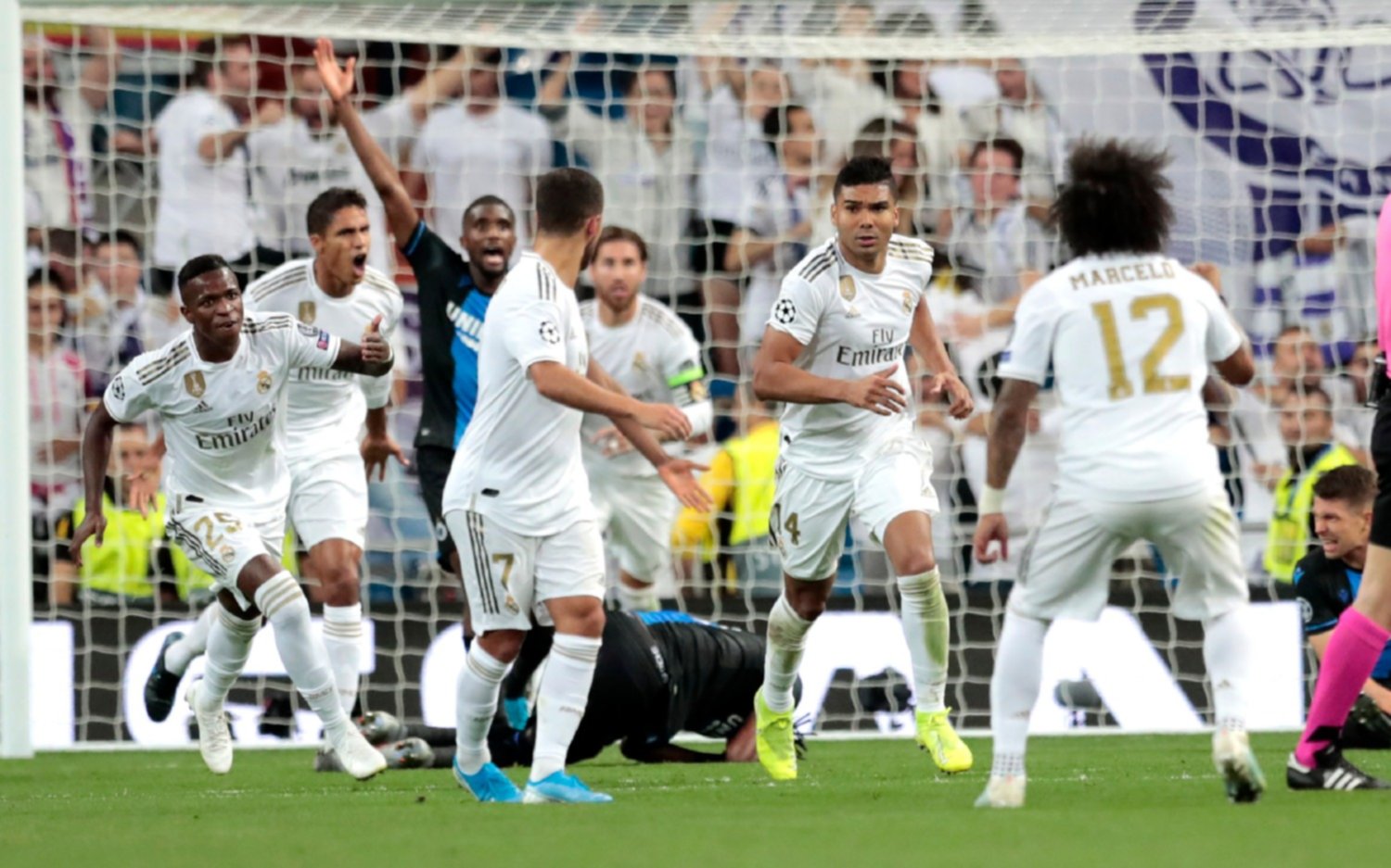 Casemiro salvó al Madrid de una derrota ante Brujas