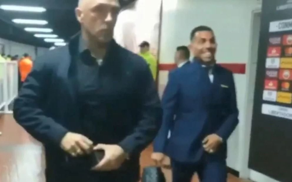 Tevez engañó a todos con una sonrisa pícara