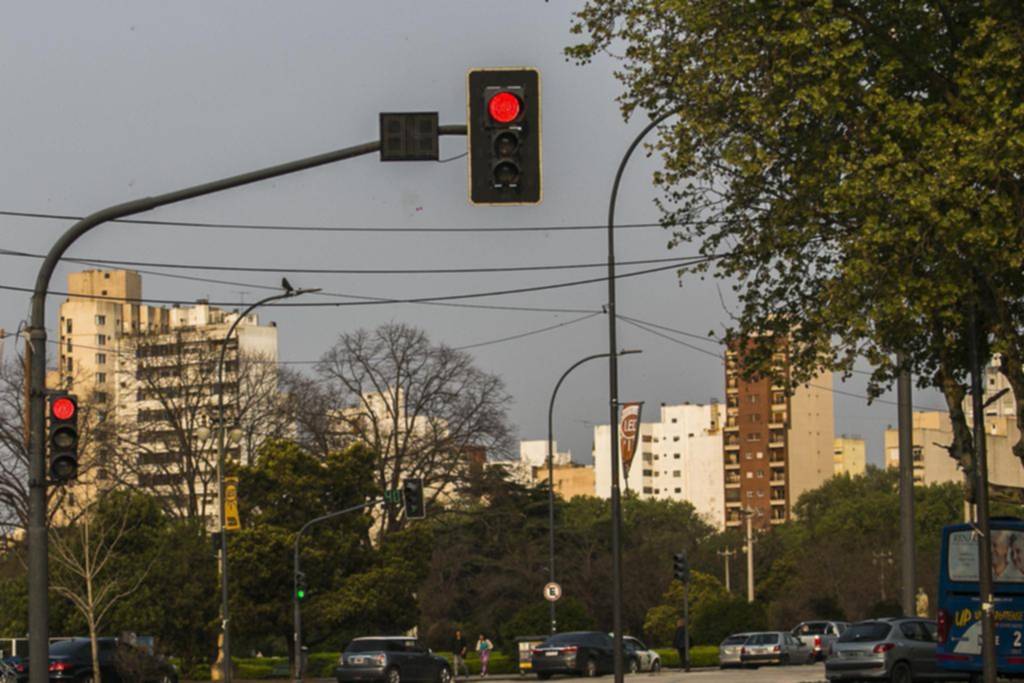 Entre reparaciones y fallas, se siente la falta de la cuenta regresiva en los semáforos