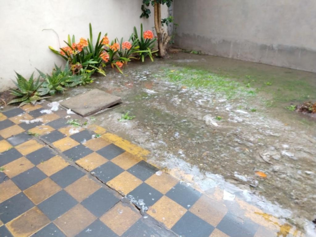 “Contaminación infernal” en La Loma por desbordes