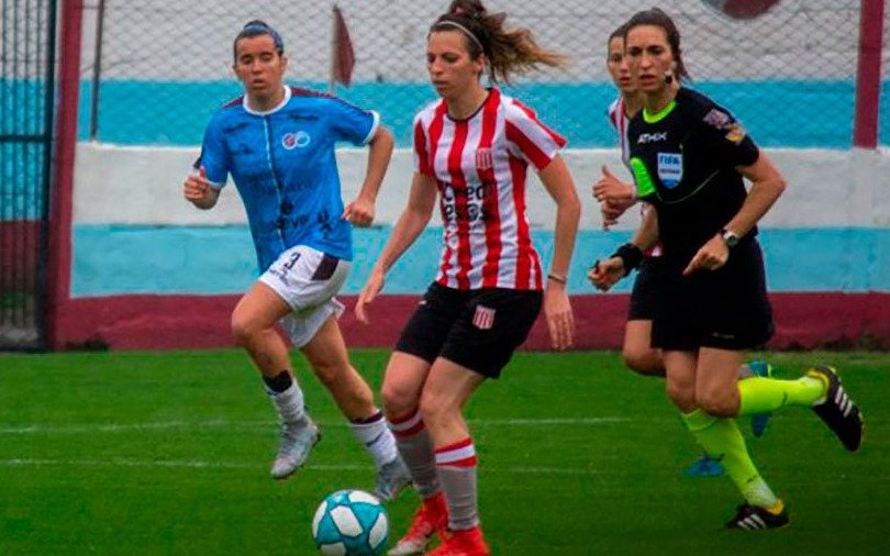 El Pincha cayó ante UAI Urquiza que ahora es el líder del torneo femenino de Primera