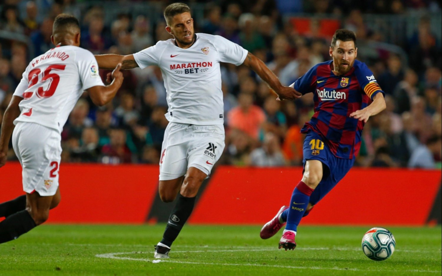 Barcelona goleó a Sevilla, con un tanto de Messi, y se ubicó escolta del líder Real Madrid