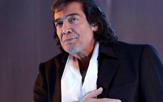 Cacho Castaña permanece internado y su condición es grave