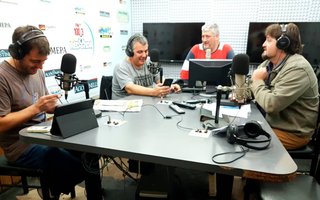 Ahora en vivo... EL SUPERCLÁSICO! Hasta las 19 por La Redonda 100.3