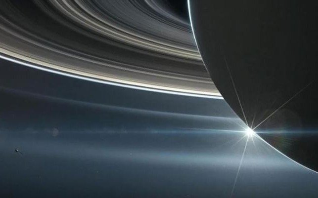 Saturno tiene 20 lunas nuevas y convocan a un concurso para nombrarlas