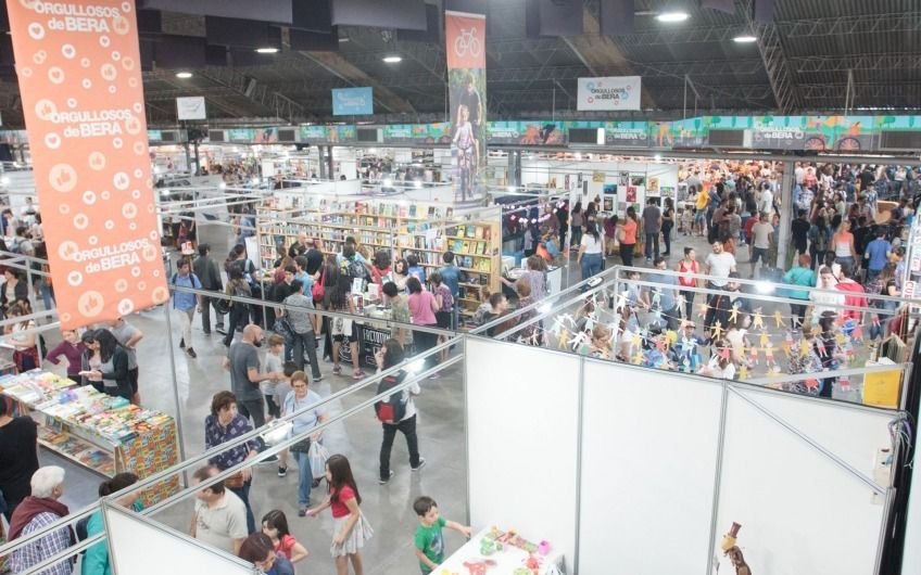 Continúa la LibrArte, la Feria del Libro de Berazategui