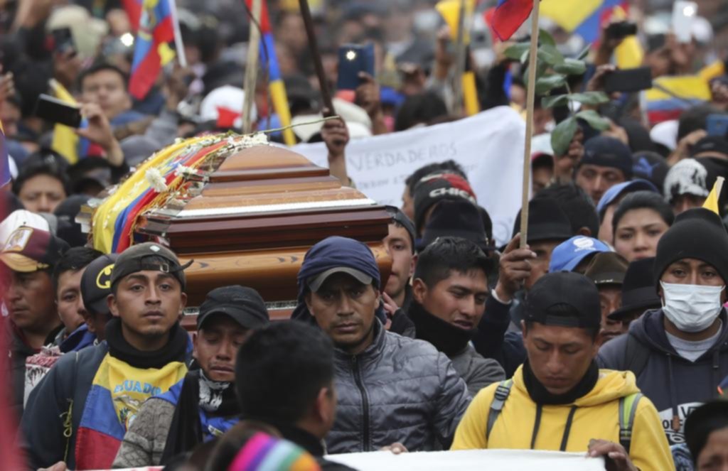 Indígenas se niegan al diálogo y llaman a más protestas en Ecuador