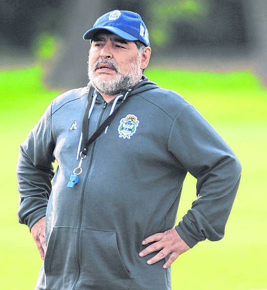 Un Maradona auténtico. Diego abrió las puertas y mostró su repertorio de indicaciones 