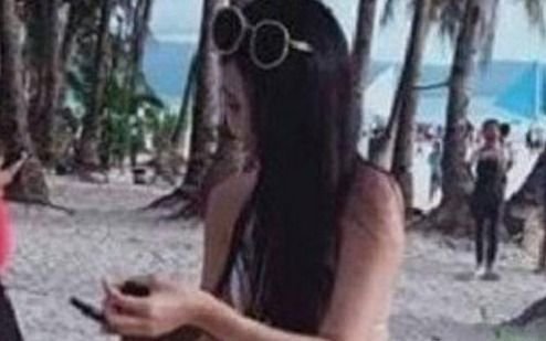 Mirá el diminuto bikini por el que multaron a una turista en una isla de Filipinas