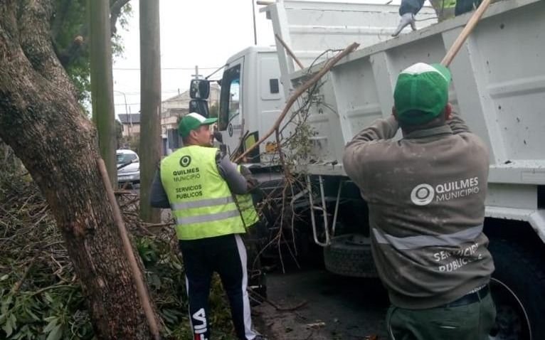 Asistencia a vecinos afectados por el temporal