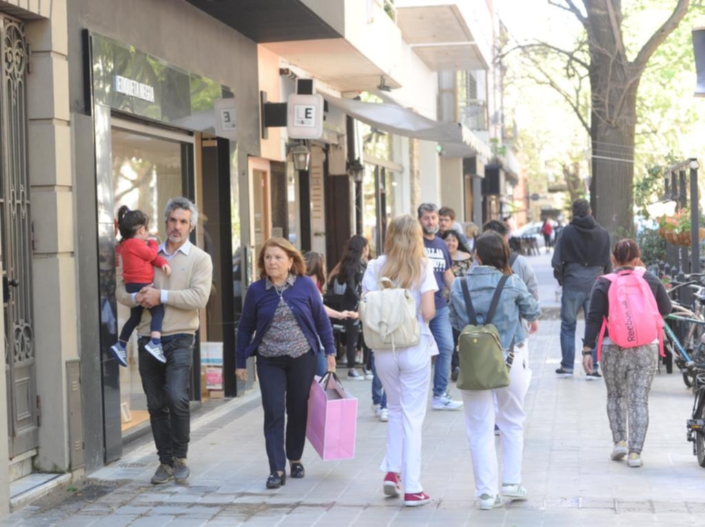El Centro revive con las compras de última hora por el Día de la Madre