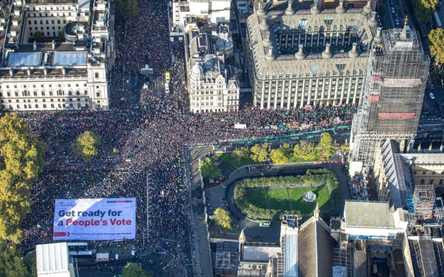 Más de un millón de personas marcharon por Londres exigiendo frenar el Brexit