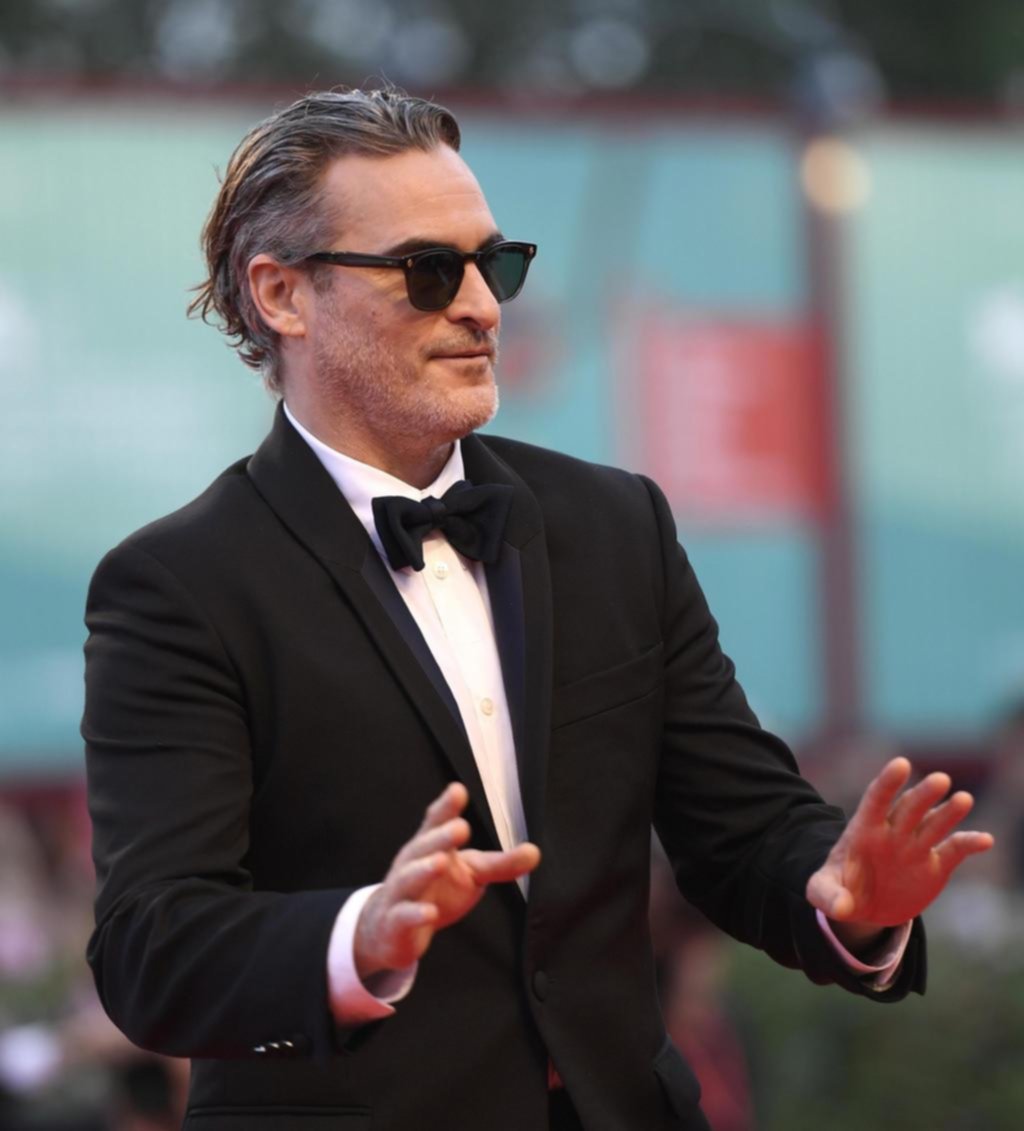Joaquin Phoenix: de paria de Hollywood a caminar hacia el Oscar