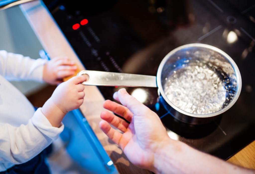 Cocinas aptas para casas donde viven niños
