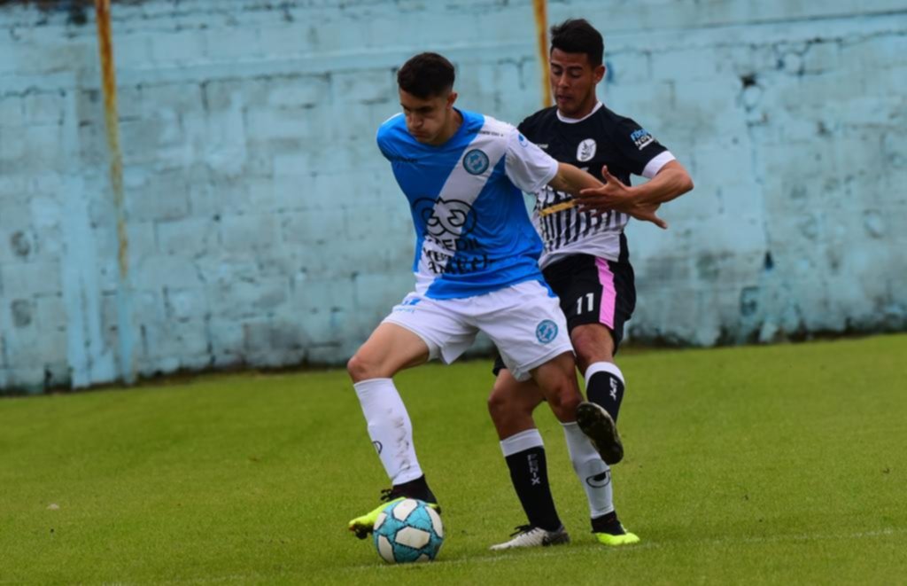 San Carlos no pudo quebrar a Fénix y se quedó con las ganas de llegar a la punta