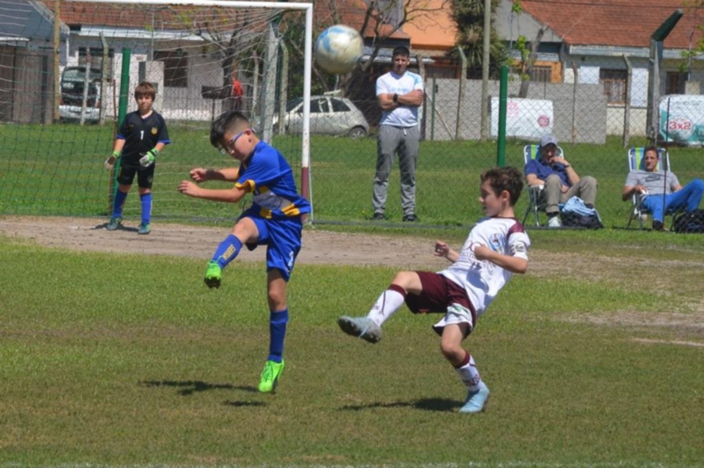 En Ringuelet, el fútbol infantil brilló en su máximo esplendor