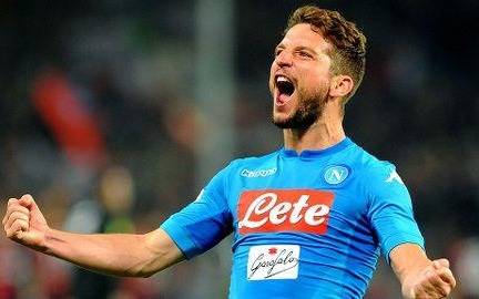 El belga Dries Mertens superó a Maradona entre los máximos goleadores de Napoli