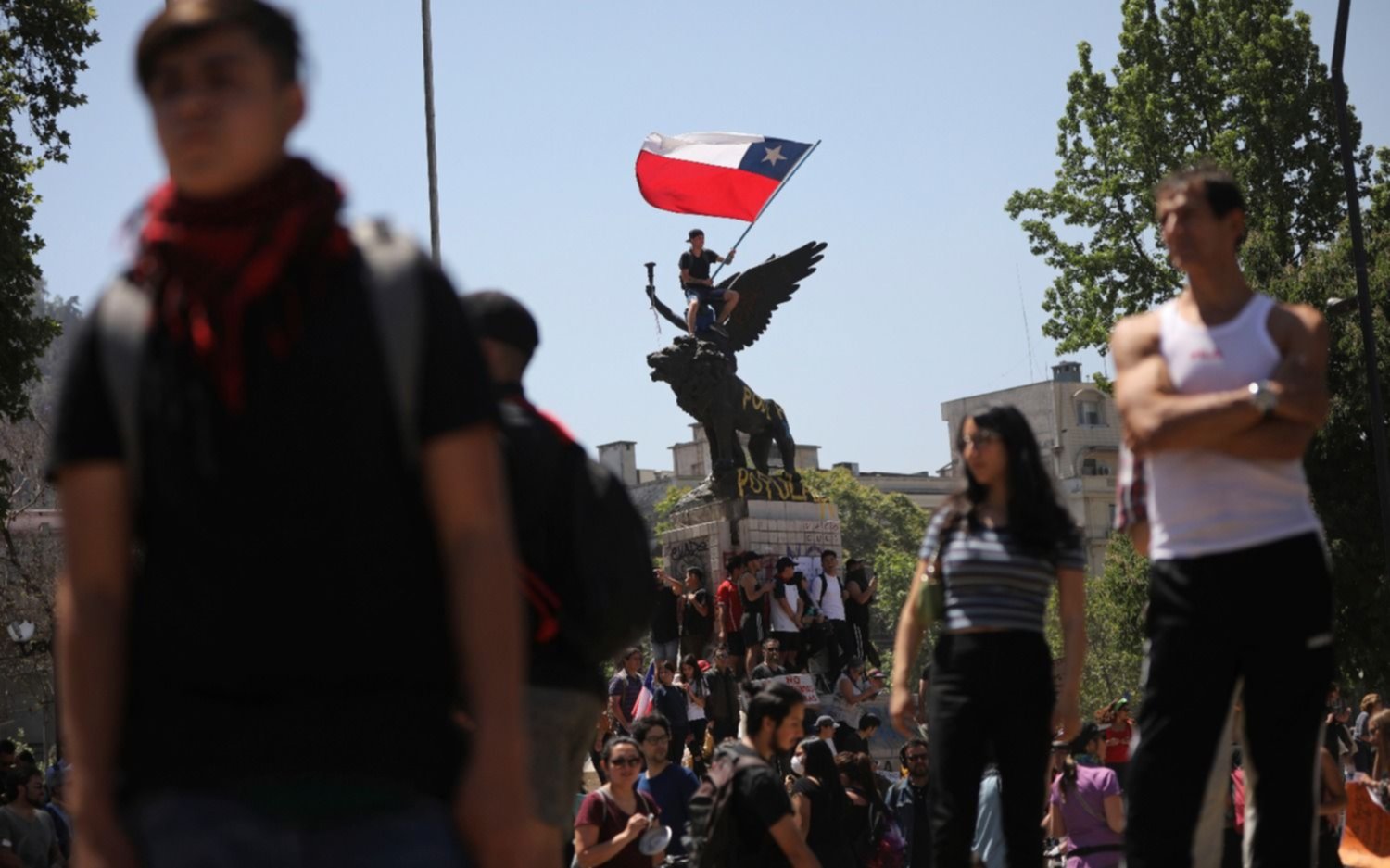 Tensión en Chile: declaran el sexto toque de queda consecutivo en Santiago