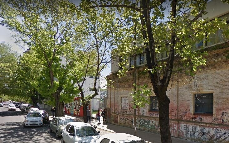 Un trabajador se encuentra en grave estado tras caer al vacío desde un techo en Bellas Artes