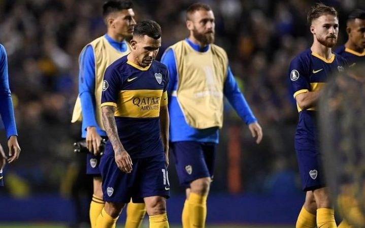 Dicen que el futuro de Tevez está más afuera que adentro de Boca