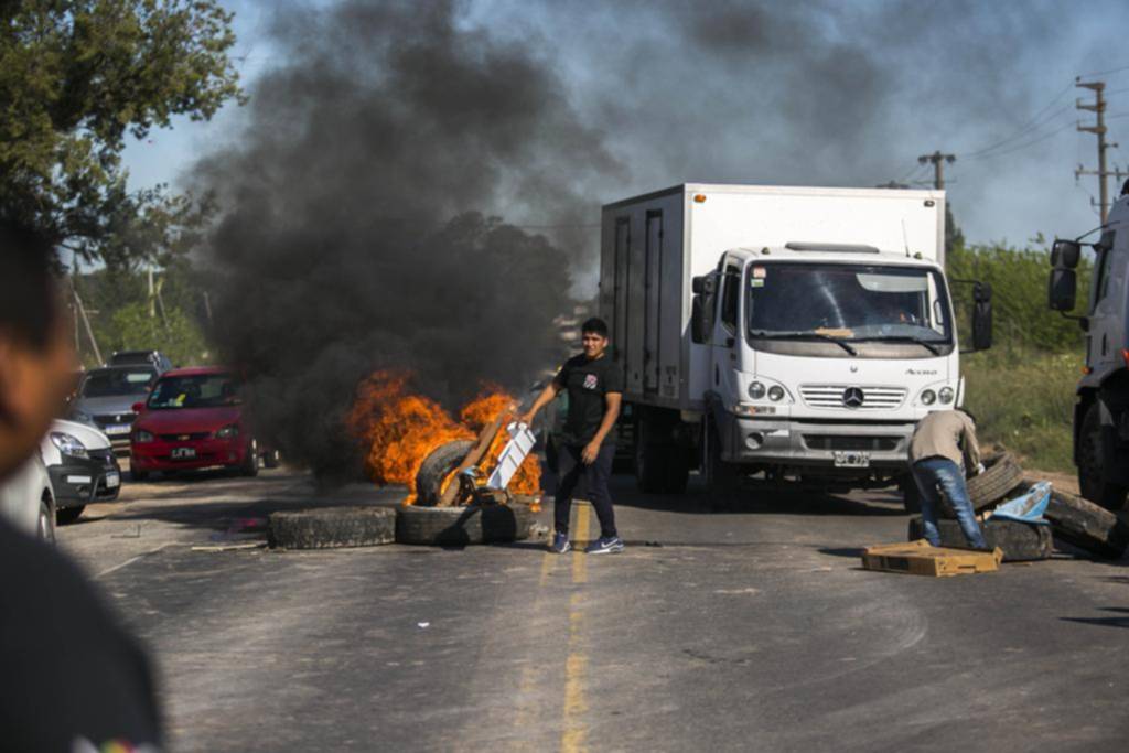 Camioneros volvieron a cortar la ruta 36 y harán más piquetes