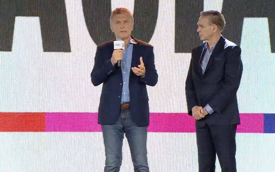 Mauricio Macri felicitó a Alberto Fernández y dijo que mañana se reunirá con él
