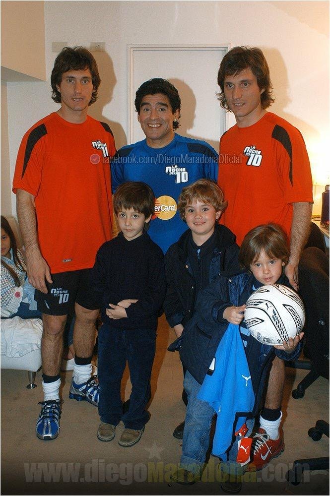 De conocer a Diego en “La Noche del 10” a trabajar hoy muy cerca de Maradona