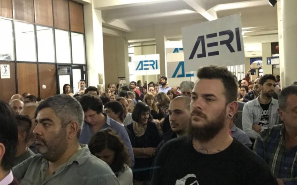 Paro de estatales afecta por 48 horas a Arba y Lotería