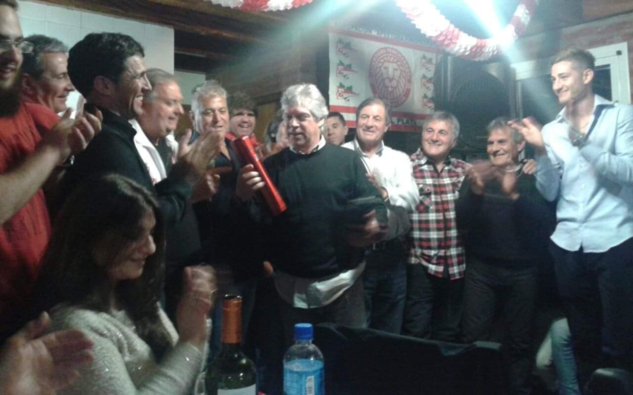 Fiesta pincha en Mar del Plata por el 15° aniversario de Apertura Pincharrata
