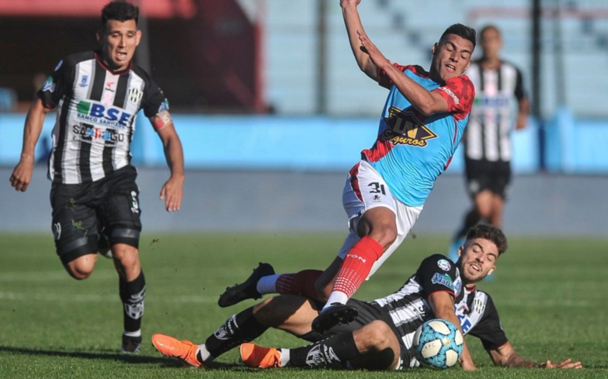 Arsenal y Central Córdoba igualaron en Sarandí 