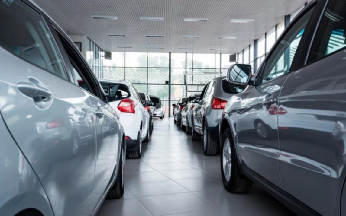 La venta de vehículos 0 km cayó 33% interanual en octubre
