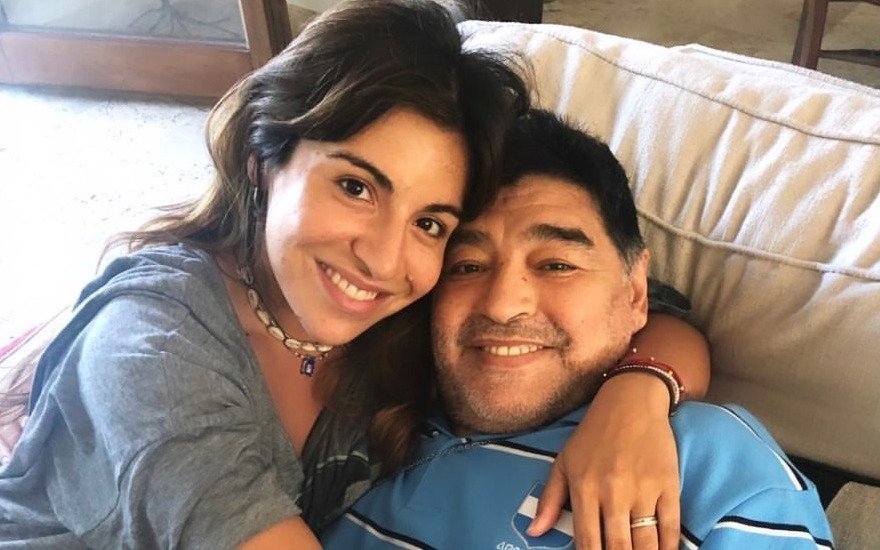 El duro mensaje de Gianinna Maradona para su padre tras verlo con Verónica Ojeda