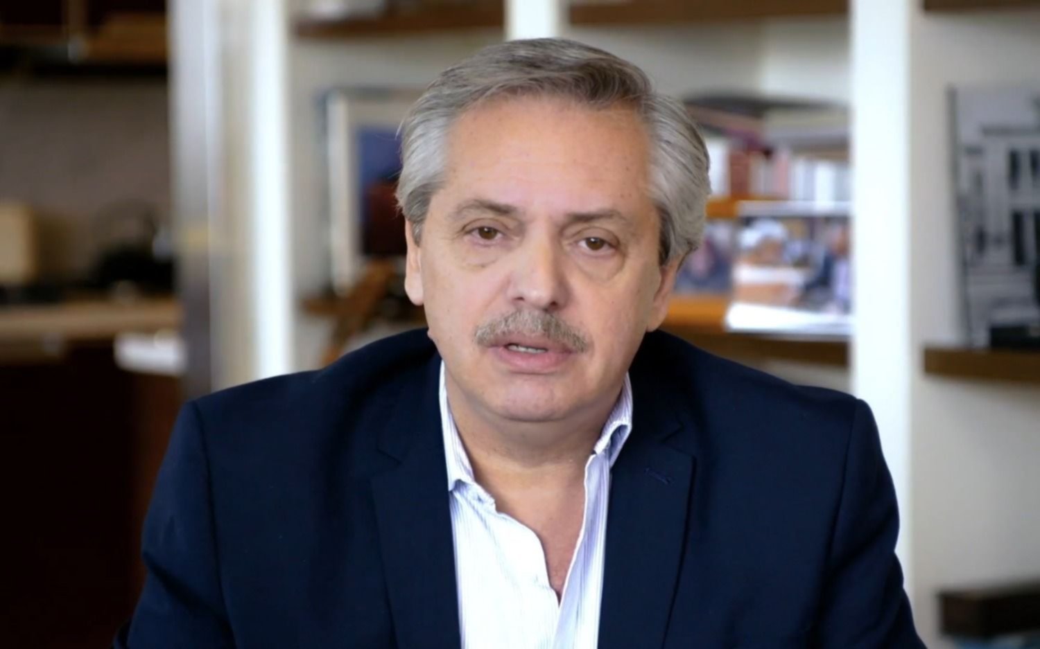 Alberto Fernández le envió una carta a Donald Trump para desearle una "pronta y feliz recuperación"
